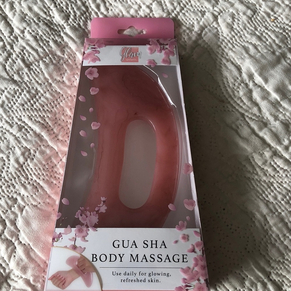 GLAM GADGETS Rose Gua Sha Body Massage Tool